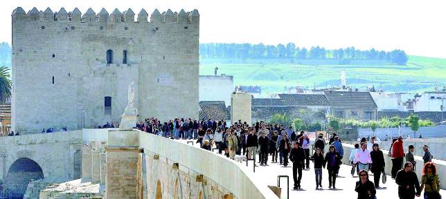 Córdoba abre las puertas Córdoba abre las puertas
