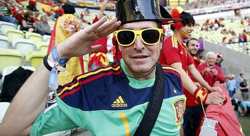 España sufrió más de la cuenta para ser primera de grupo España sufrió más de la cuenta para ser primera de grupo