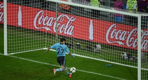 España sufrió más de la cuenta para ser primera de grupo España sufrió más de la cuenta para ser primera de grupo