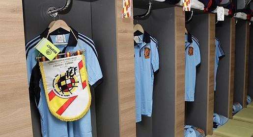 España sufrió más de la cuenta para ser primera de grupo España sufrió más de la cuenta para ser primera de grupo