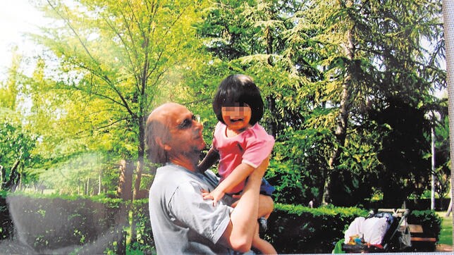 Un padre español solo podrá ver a su hija ocho horas al año y en Japón