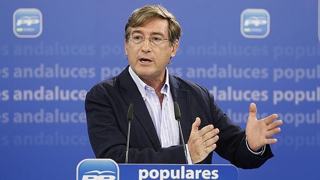 El PP insiste a Susana Díaz en que «baje el IRPF en el tramo autonómico»