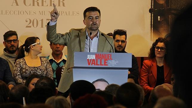 Maíllo promete ampliar las ayudas para que la Junta «no ahogue» a los ayuntamientos