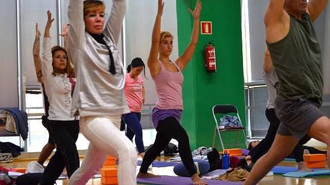 ¿Te apuntas a una clase de yoga gratis en pleno centro de Sevilla?