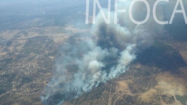 Vista aérea del incendio forestal