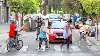 Los vecinos de Ciudad Jard&iacute;n rechazan de forma un&aacute;nime el plan de peatonalizaci&oacute;n propuesto