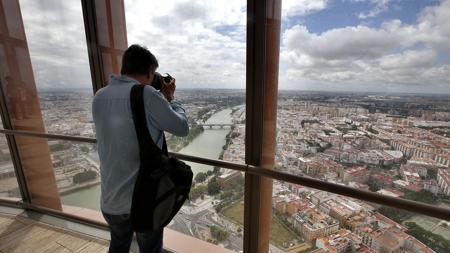 Vista de Sevilla desde el mirador del rascacielos de CaixaBank