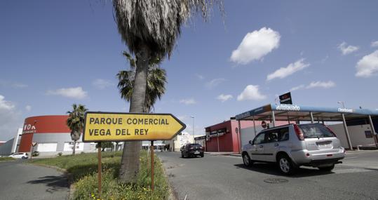 Viviendas, oficinas, naves y un parque comercial han sido construidos en Vega del Rey