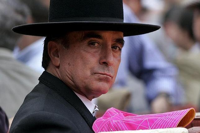 Una insuficiencia respiratoria agrava la situaci�n de Ortega Cano