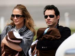 Jennifer López regresa a la gran pantalla por partida doble