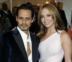 Jennifer López y Marc Anthony renuevan sus votos matrimoniales