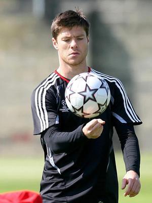 Xabi Alonso planea declararse en rebeld�a