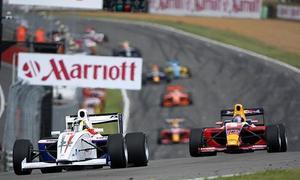 El madrile�o Andy Soucek mantiene el liderato en la F�rmula 2