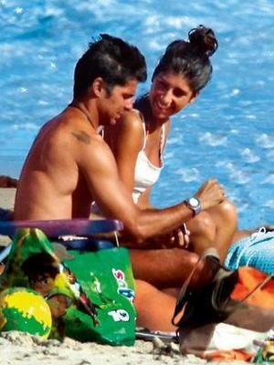 Nuestros famosos y sus vacaciones estivales en la playa