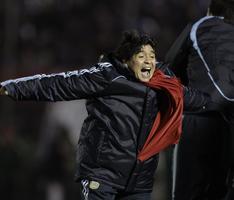 Maradona: De la mano de Dios a la boca del patán