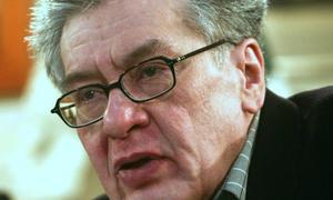 El poeta mexicano José Emilio Pacheco gana el Premio Cervantes 2009