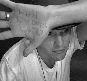 Twitter, un afrodisíaco para Demi Moore y Ashton Kucher