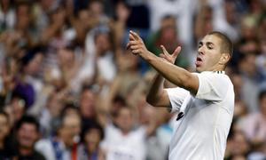 Benzema sale ileso de otro accidente de tr�fico