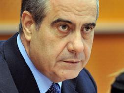 Corbacho llama a acabar con la �cultura de las prejubilaciones�