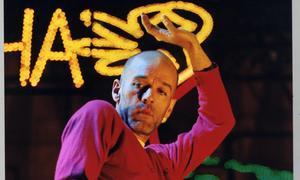 Warner anuncia pérdidas y la retirada de su música de Spotify