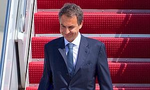 Zapatero telefone� en dos ocasiones a Rajoy para informarle del pr�stamo a Grecia