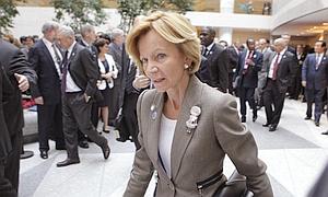 Salgado defiende la vuelta a la disciplina fiscal