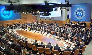 Pese a las dudas europeas, el FMI acelera el rescate griego