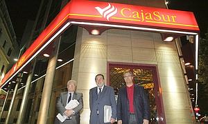 El Banco de Espa�a interviene de madrugada CajaSur tras fracasar la fusi�n con Unicaja