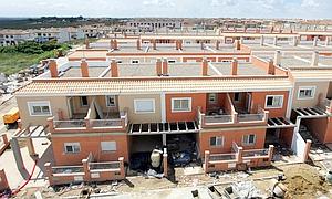 Las cajas abren sus 140.000 viviendas al alquiler