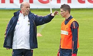 Fr�o y agua en el primer entrenamiento en Schruns