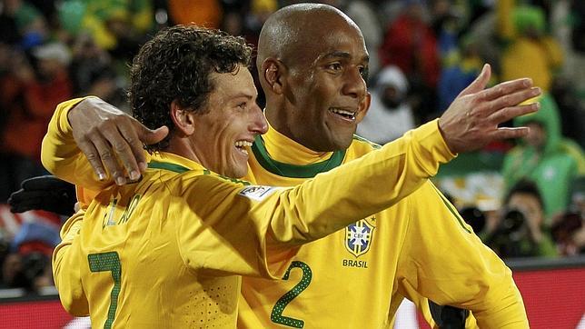 Brasil r�e, Corea llora