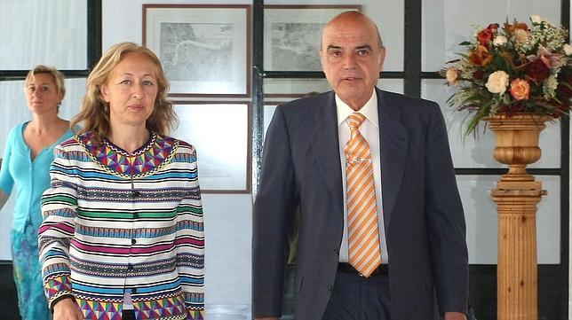 Augusto M�ndez de Lugo (junto a Fuensanta Coves) deja el TSJA el pr�ximo 19 de julio y, de momento, no hay acuerdo para nombrar a su sucesor