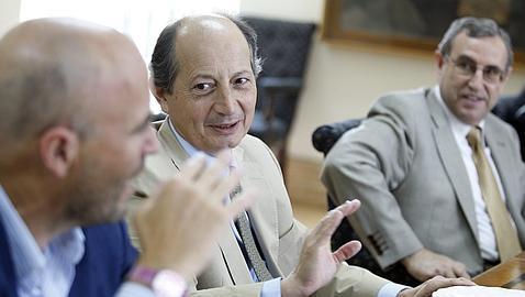 Reuni�n de economistas con ABC