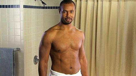 El hombre «Old Spice» de YouTube arrasa en la Red El hombre «Old Spice» de YouTube arrasa en la Red