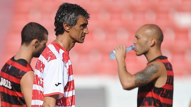 Antonio �lvarez ya no dirigir� m�s a Chevant�n