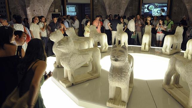 Los leones de La Alhambra expuestos desde hoy en la Cripta del Palacio de Carlos V.