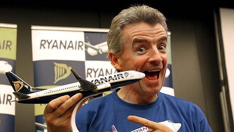 La llegada de Ryanair a El Prat amenaza a los aeropuertos de Girona y Reus La llegada de Ryanair a El Prat amenaza a los aeropuertos de Girona y Reus