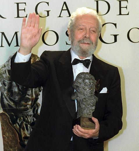 La capilla ardiente de Berlanga se instalará esta tarde en la Academia de Cine