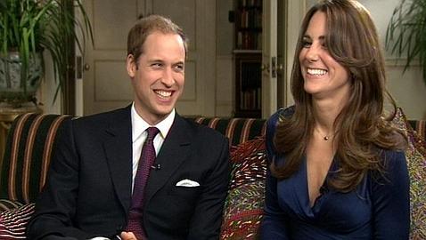 El príncipe Guillermo: «Pregunté primero a Kate por si su padre decía que no» El príncipe Guillermo: «Pregunté primero a Kate por si su padre decía que no»