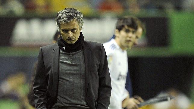 Mourinho: «No se puede esconder nuestras limitaciones» Mourinho: «No se puede esconder nuestras limitaciones»
