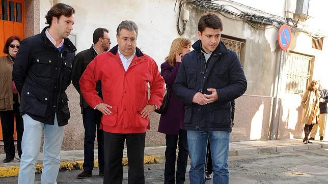 La calle Manuel Gonzalo Mateu est� llena de socavones 