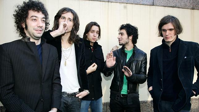 The Strokes disparan desde todos los «Angles» The Strokes disparan desde todos los «Angles»