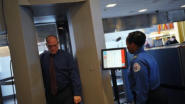 EE.UU. plantea que los controles en aeropuertos varíen para viajeros «de confianza» y «regulares»