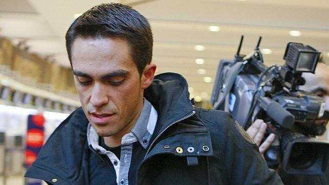 Los ganaderos arremeten contra Contador Los ganaderos arremeten contra Contador