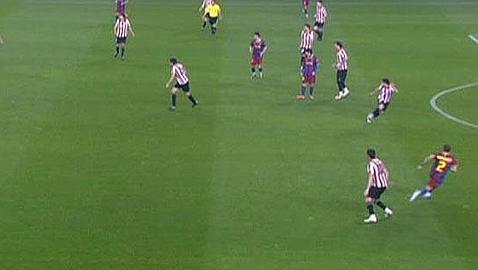 ¿Estaba Alves en fuera de juego? ¿Estaba Alves en fuera de juego?