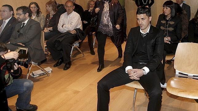 Villa gana el juicio a su representante