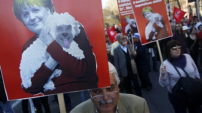 El BCE deja de comprar deuda portuguesa y prepara al mercado para el rescate