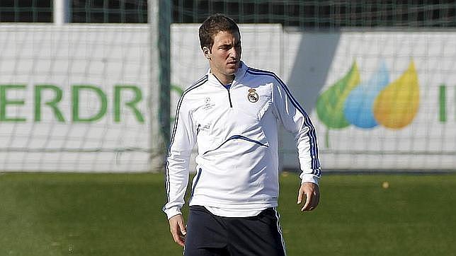 El Madrid echa el freno al «Pipa» El Madrid echa el freno al «Pipa»