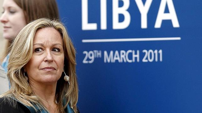 La ministra llevó a su novio a la cena de gala La ministra llevó a su novio a la cena de gala