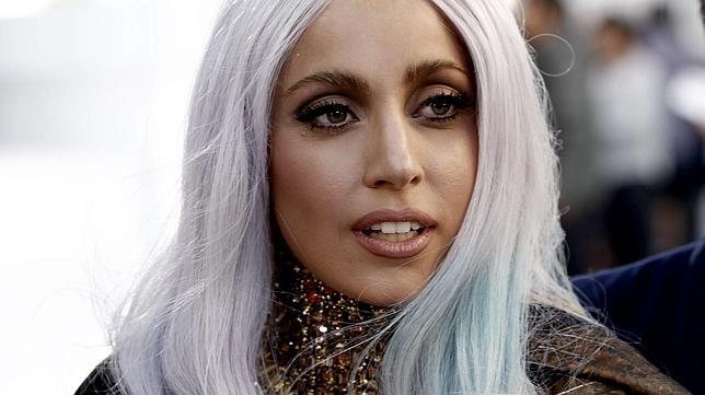 Lady Gaga es la madrina del hijo de Elton John y David Furnish Lady Gaga es la madrina del hijo de Elton John y David Furnish